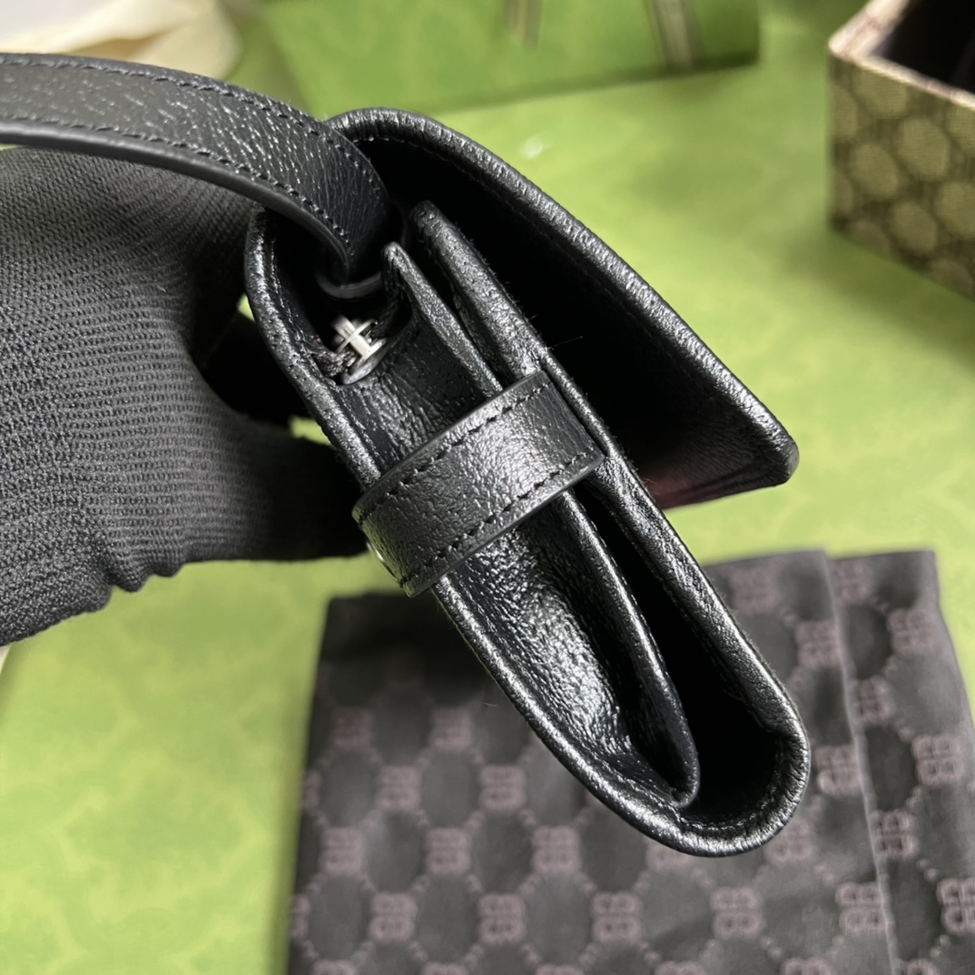 G*u*i&ba*len*cia*ga crossbody bag-19.5x12x3cm