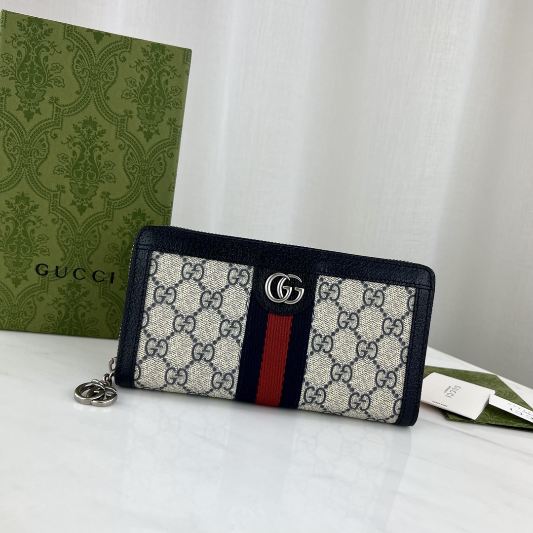 G*u*i wallet-19x10.5x2cm