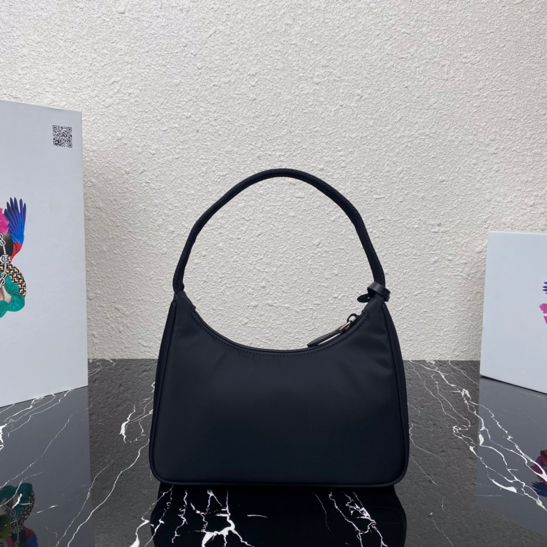 Pra*a 1ne515 nylon hobo bag-23*13*5cm