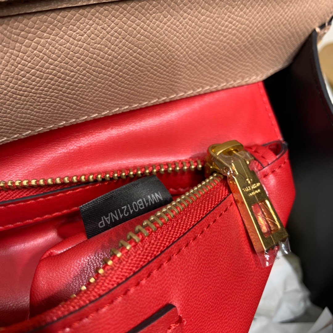 Va1e*ntin0 garavani vsling bags-30.5*23*14 cm