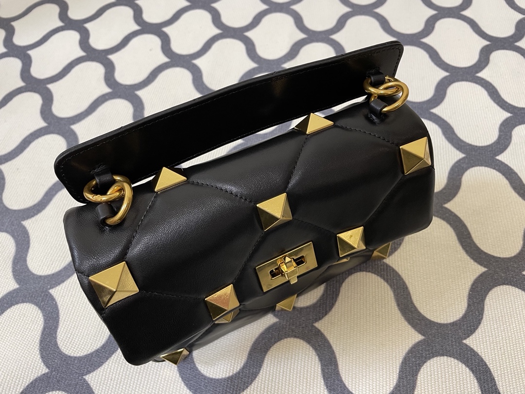 Valentin0 Garavani Roman Stud-Small Size-25*16*10CM