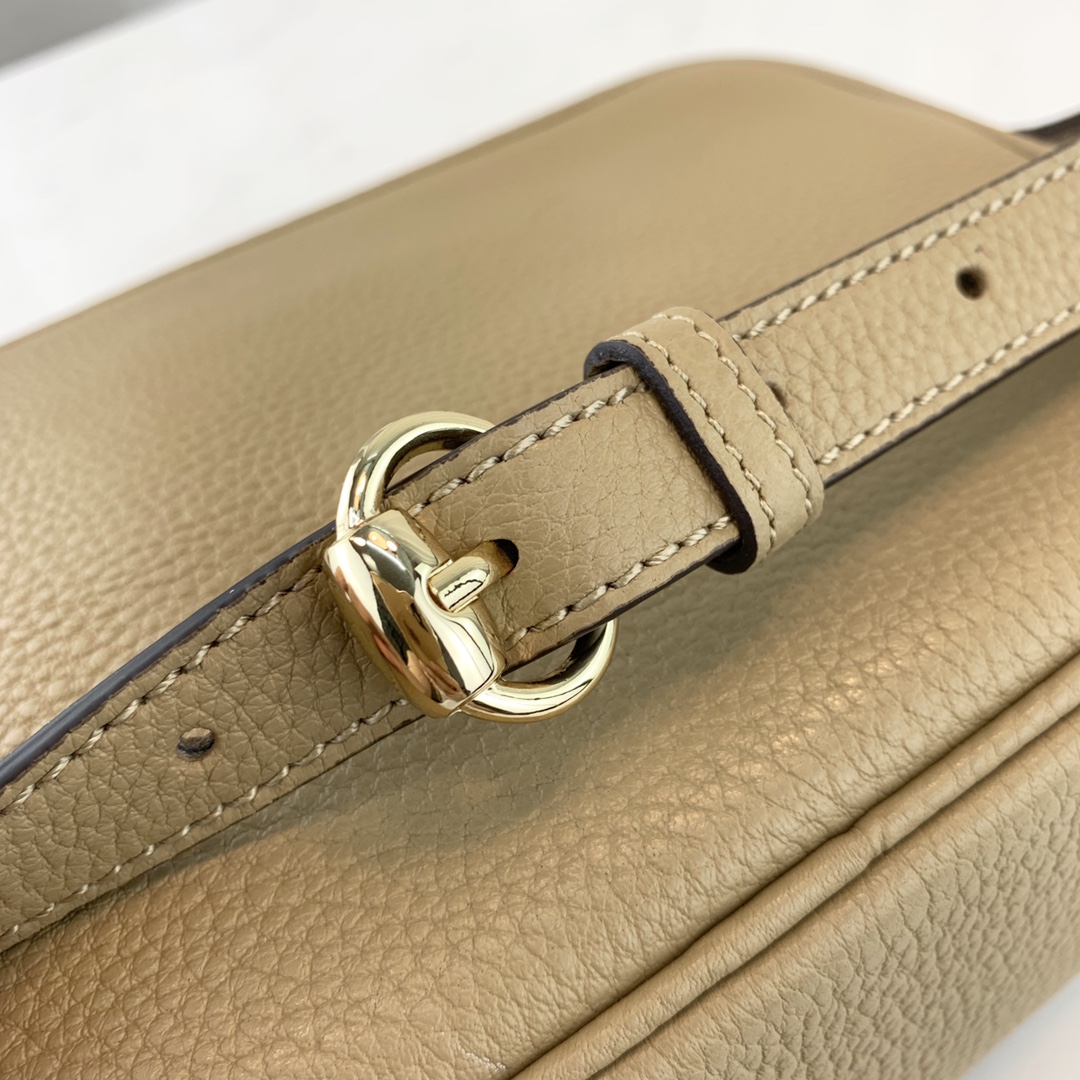 G*u*i soho -21*15*7cm