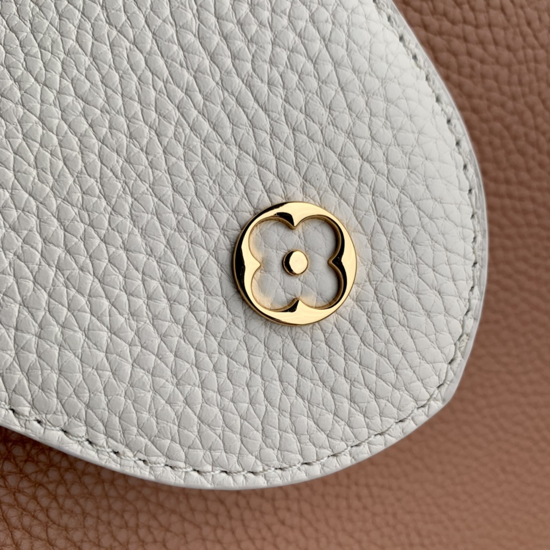 l0*is V*t0n mini capucines handlebag-21*14*8cm