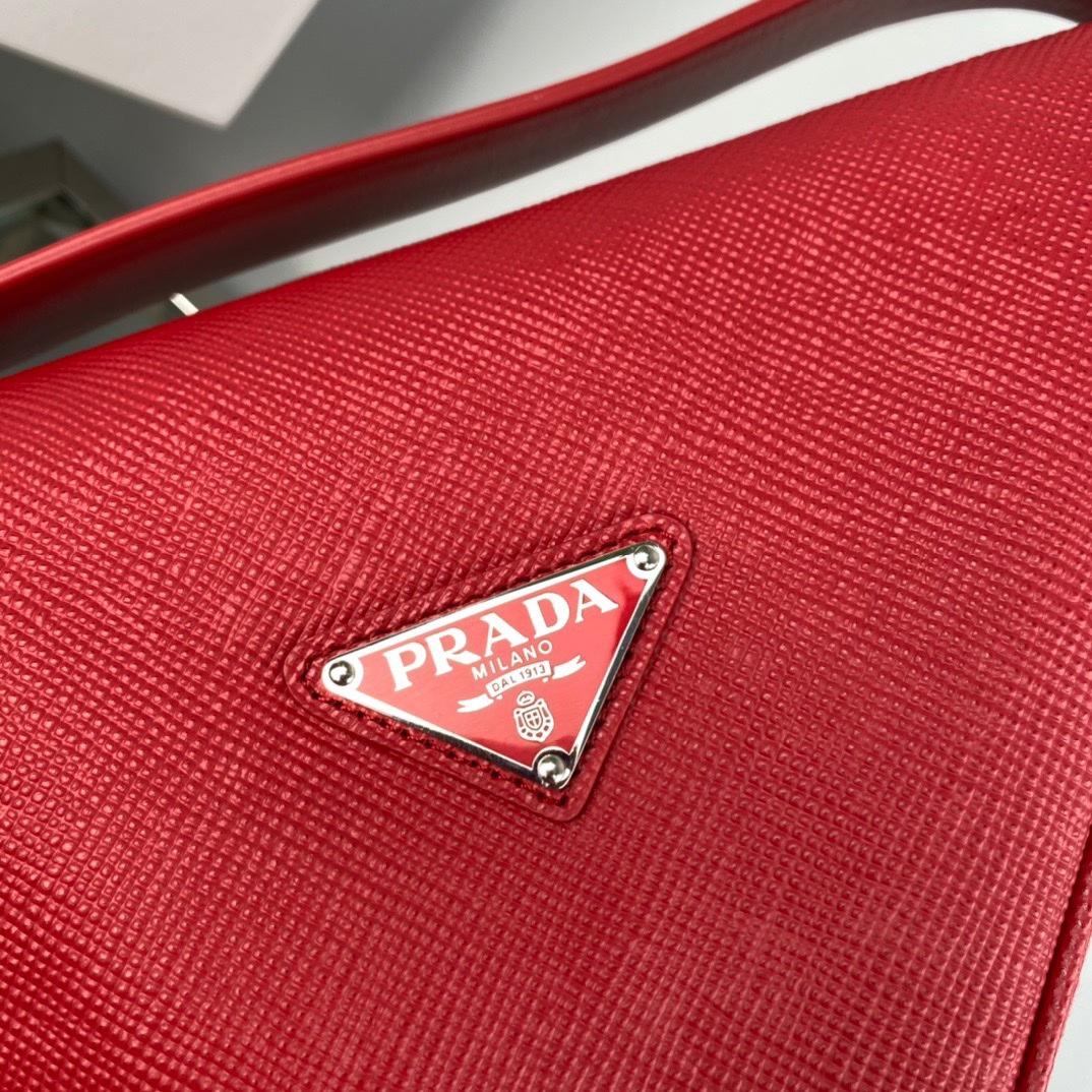 Pra*a 2vl039 waist bag-25*14*9cm