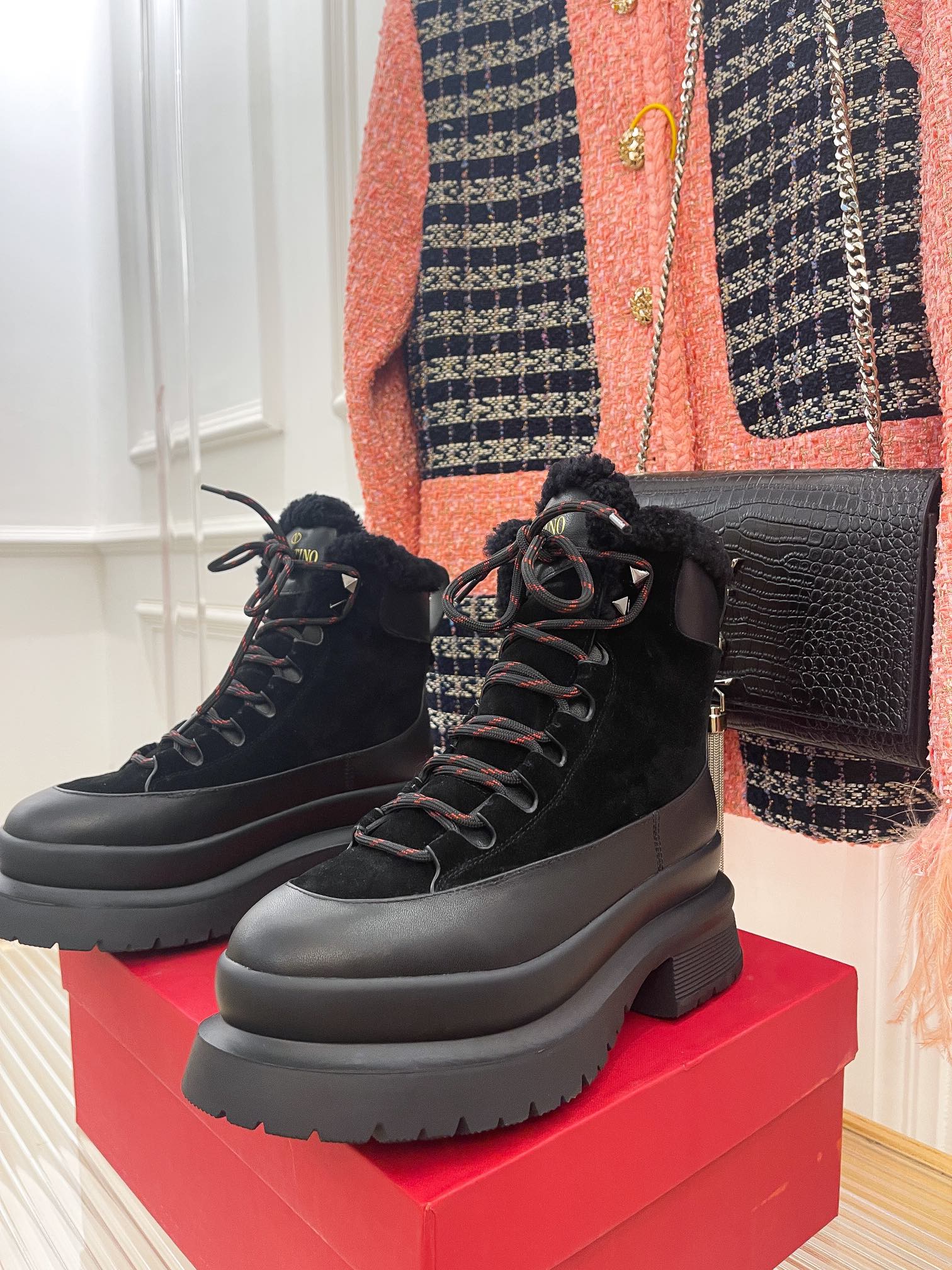 Va1e*ntin0 boots(eu35-41)