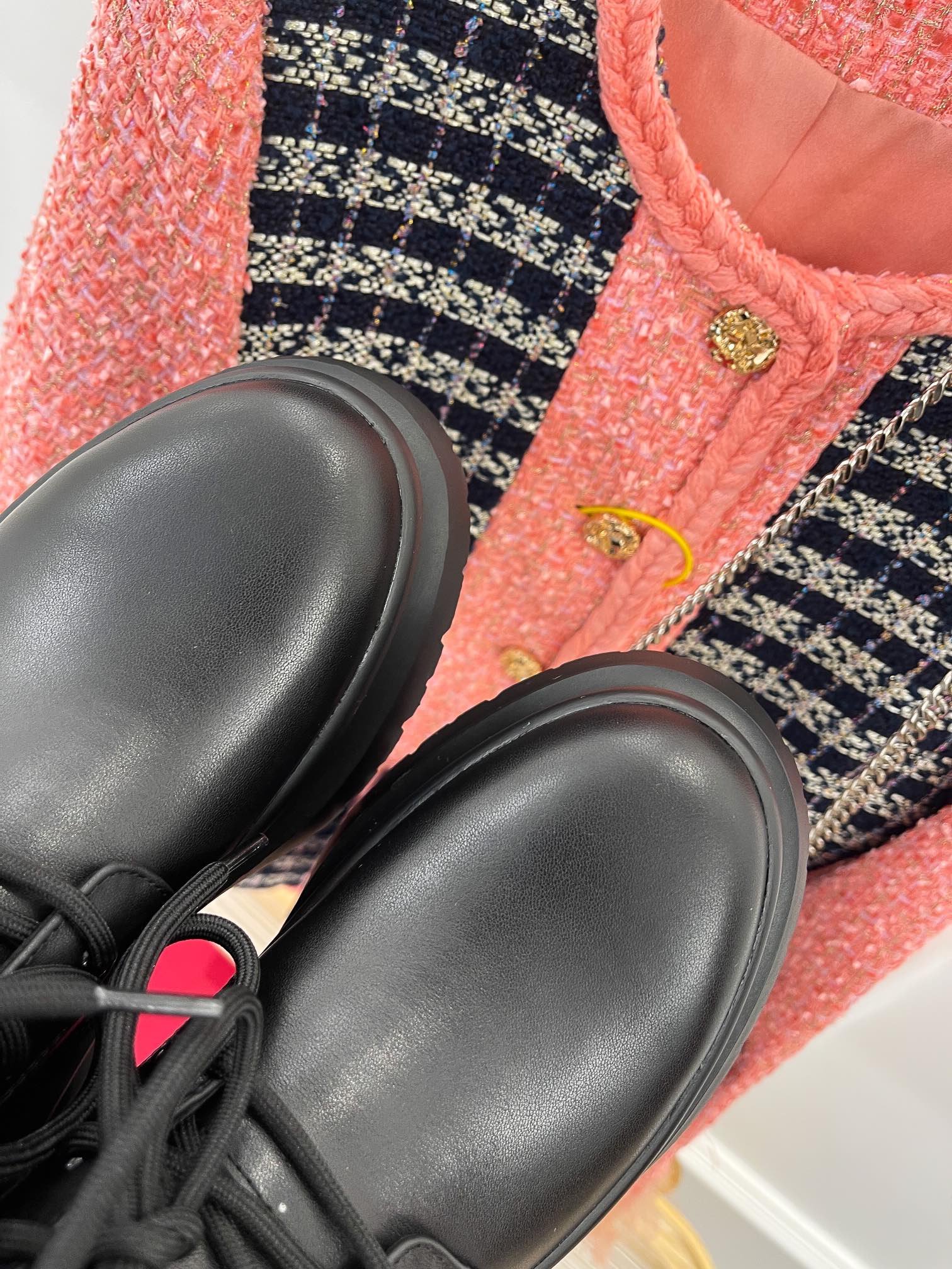 Va1e*ntin0 boots(eu35-41)