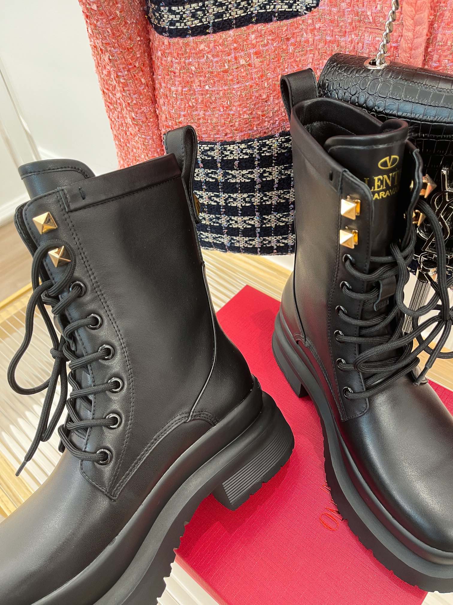 Va1e*ntin0 boots(eu35-41)