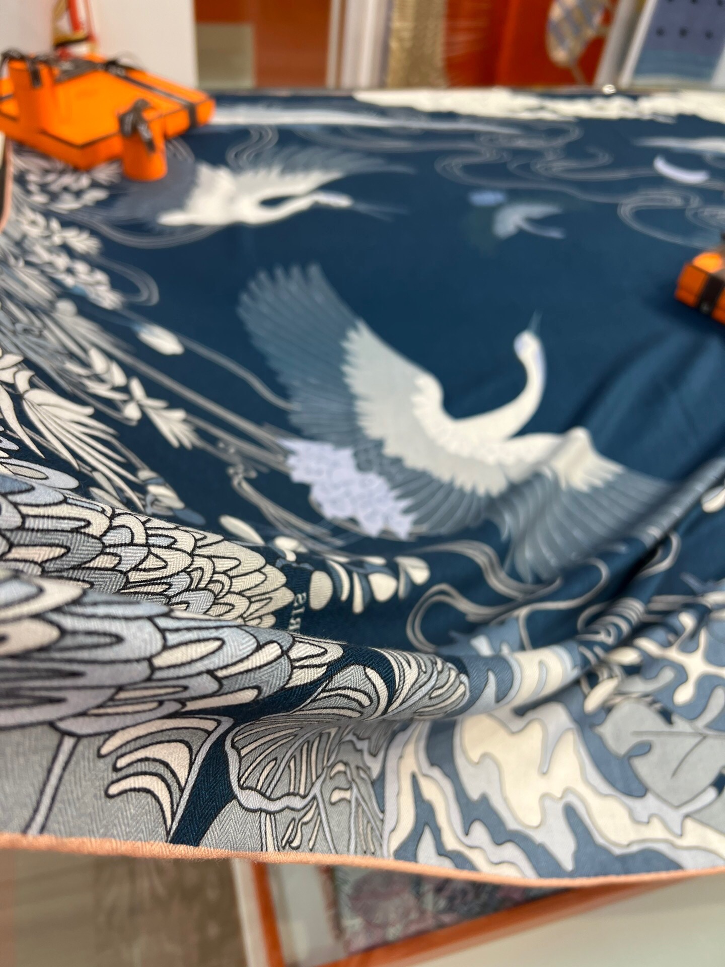 H**mes shawls-140*140cm