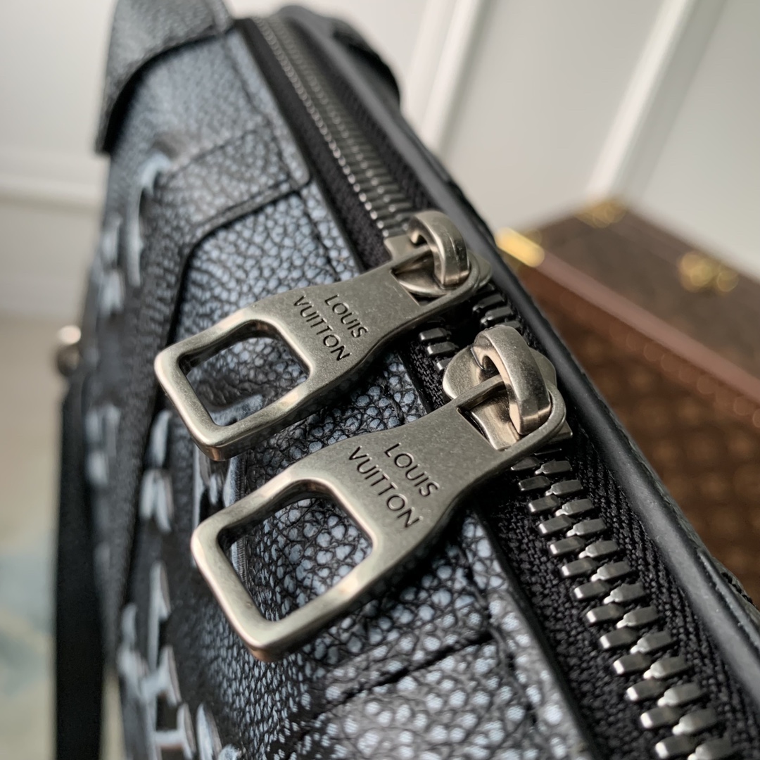 l0*is V*t0n soft trunk-m81776-22.5*14*5 m