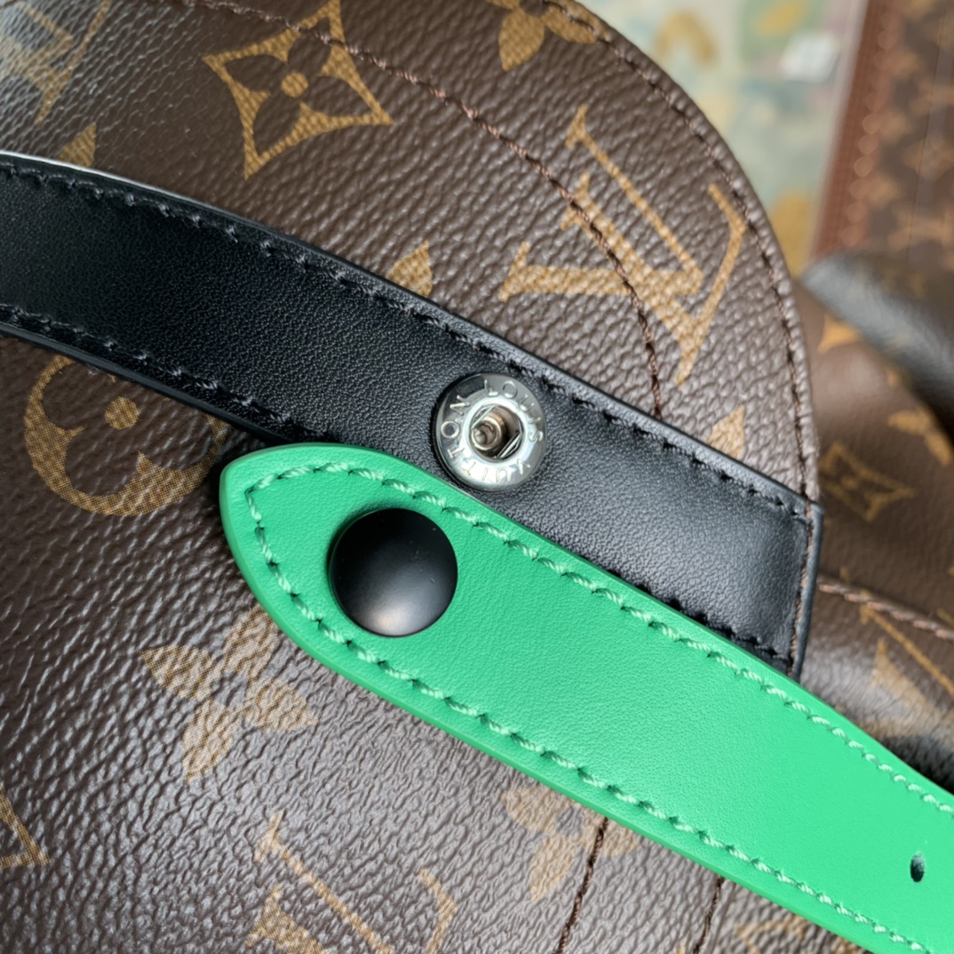 l0*is V*t0n christopher backpack m46247-32*39*12cm