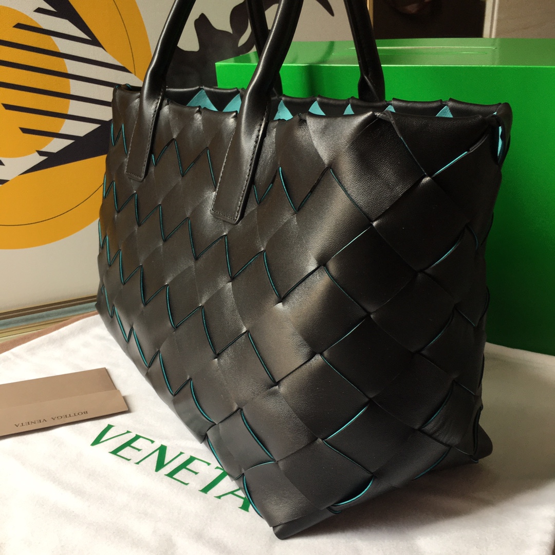 bo*te*ga Ve*ne*tatote-41*26cm