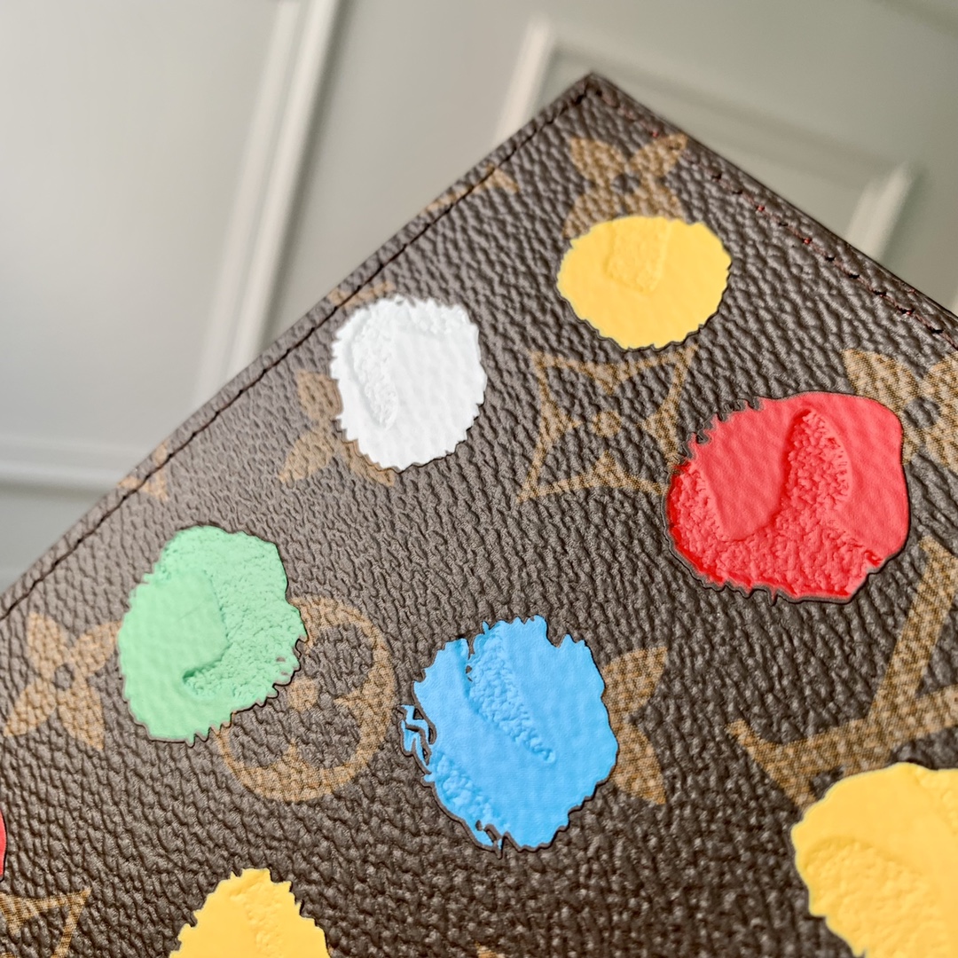 l0*is V*t0n wallet-10.0 x 14.0 x 2.5cm