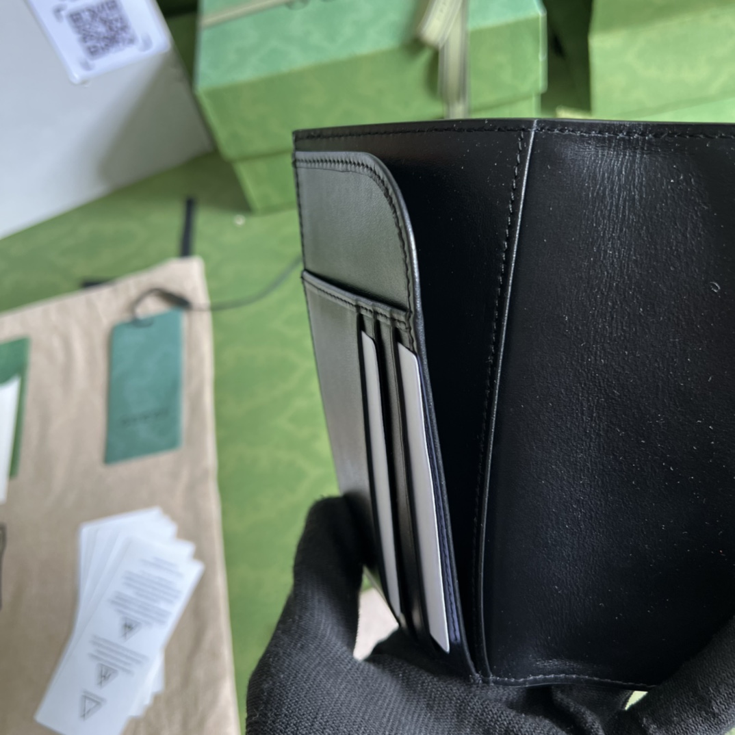 G*u*i wallet-10.5*14.5cm