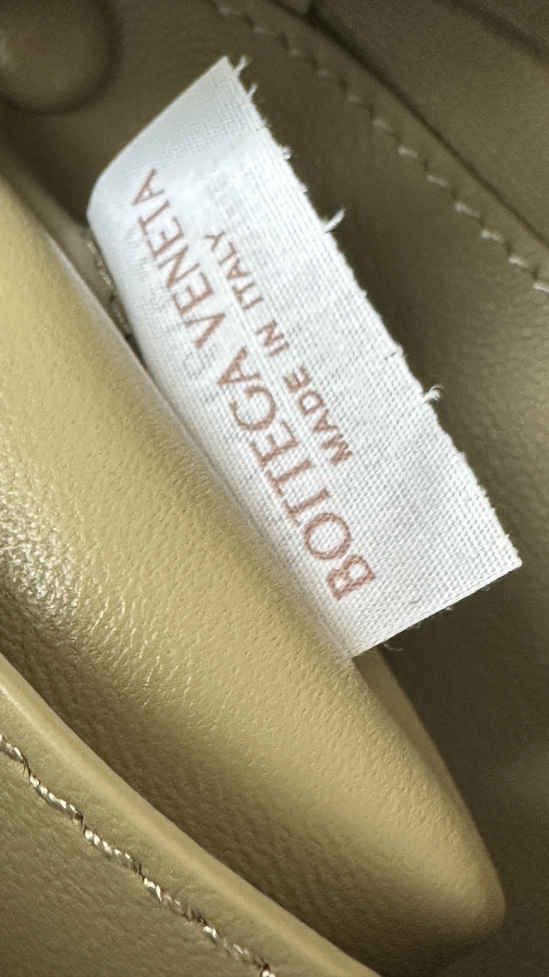 bo*te*ga ve*ne*ta bR1ck mini cassette bag-23.5*10*10cm