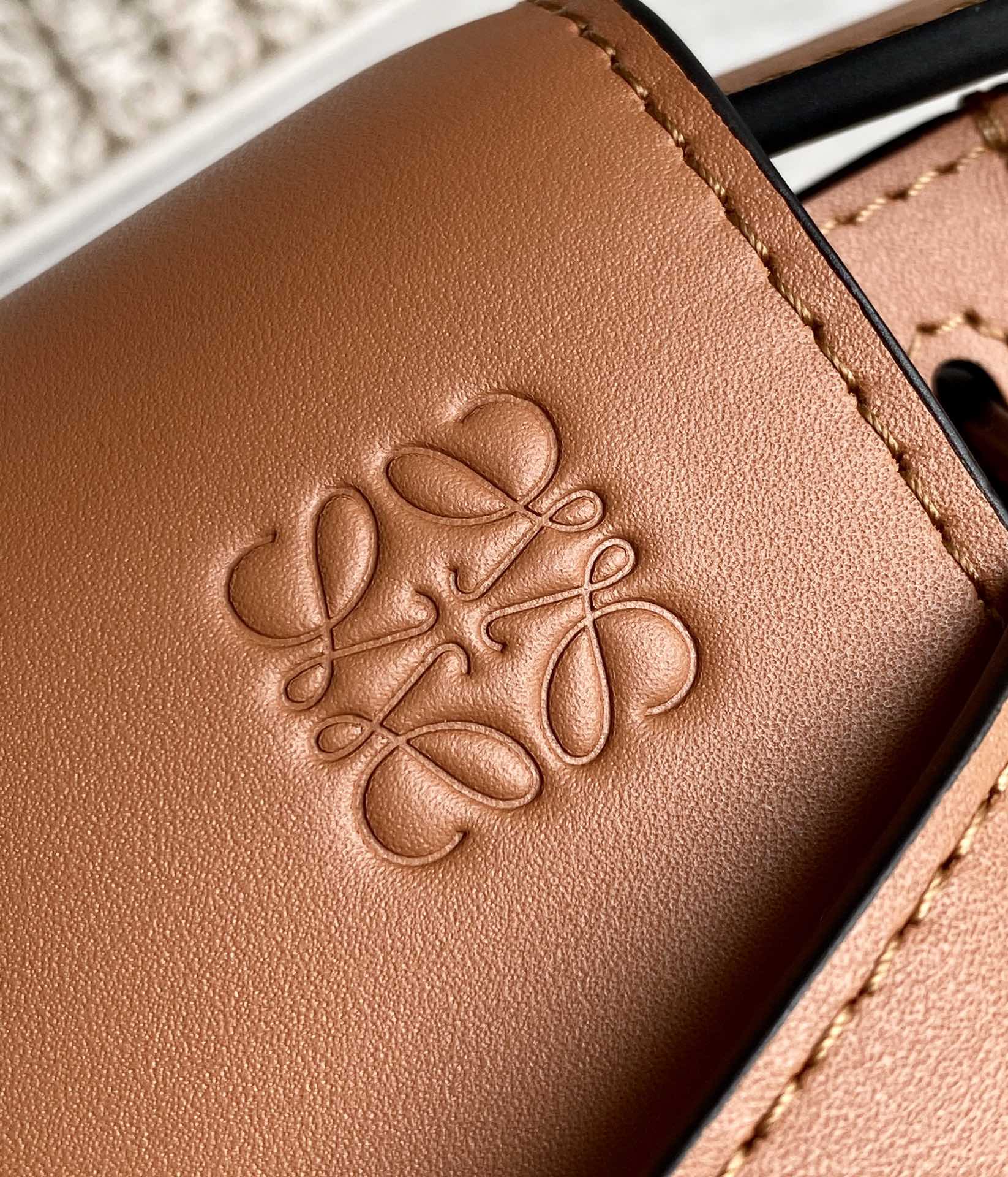 L0ew* mini gate dual bag-21*12.5*9cm