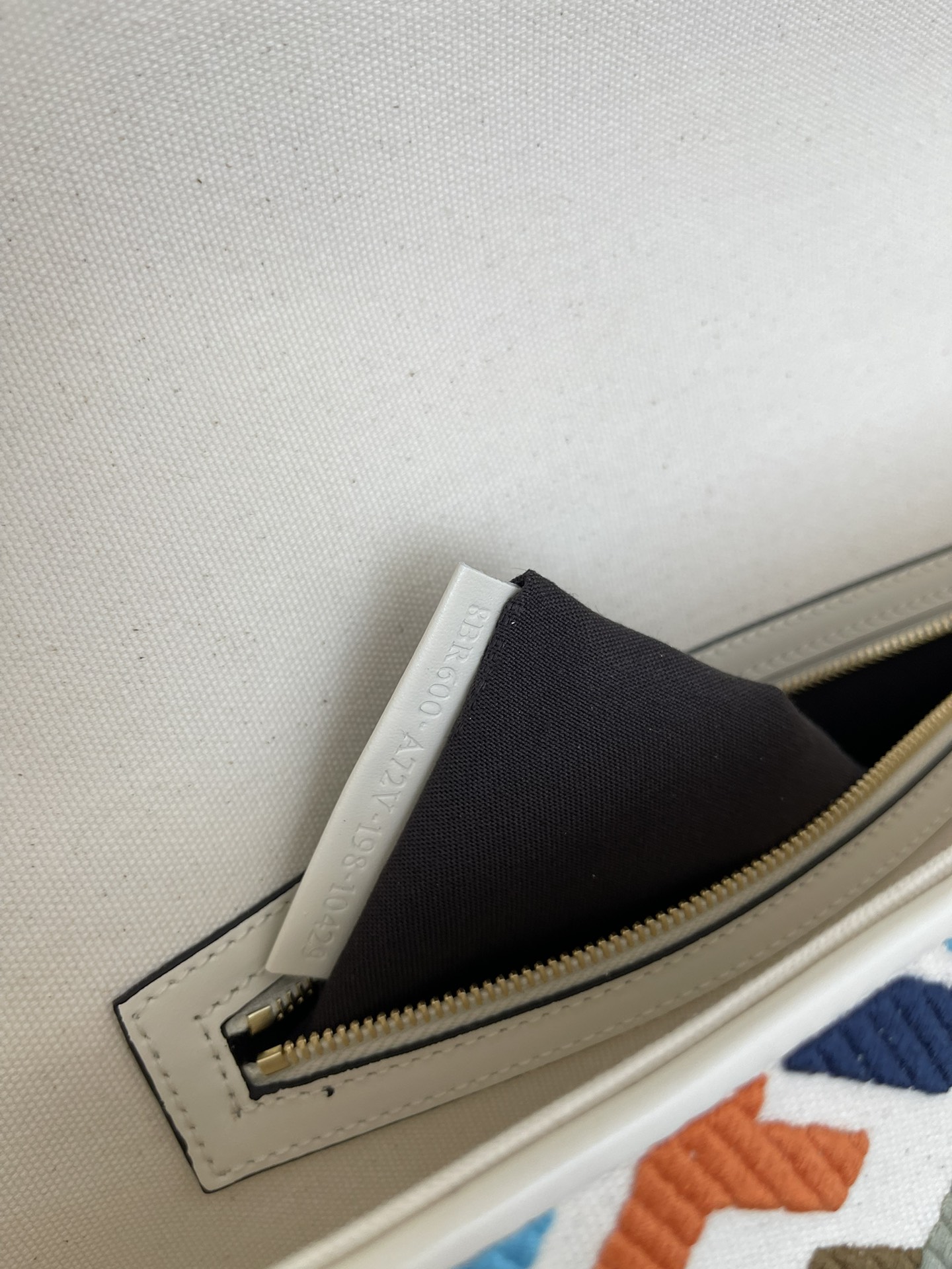 F**di baguette bag-26x14x4cm