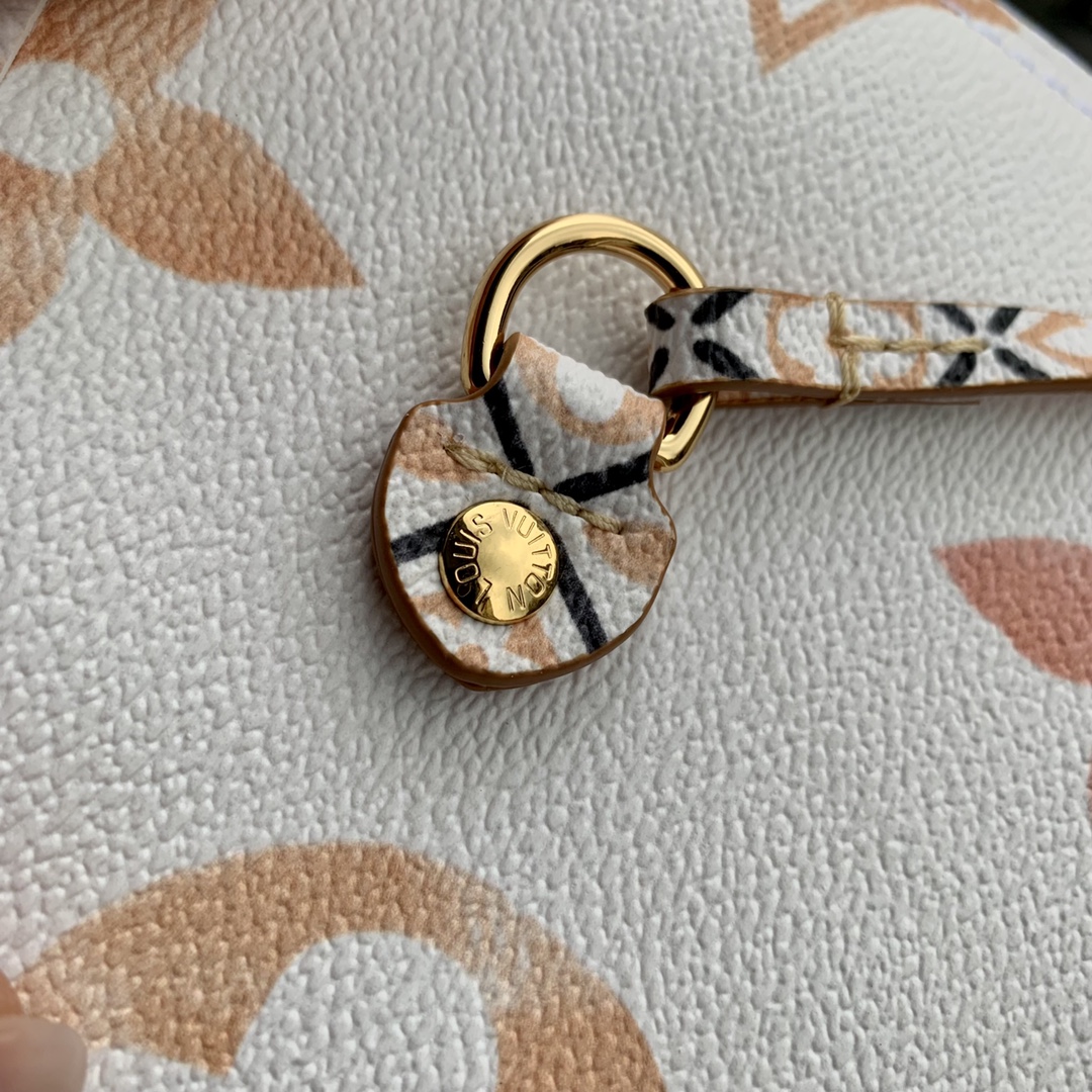 l0*is V*t0n neverful m21733-32*29*17cm