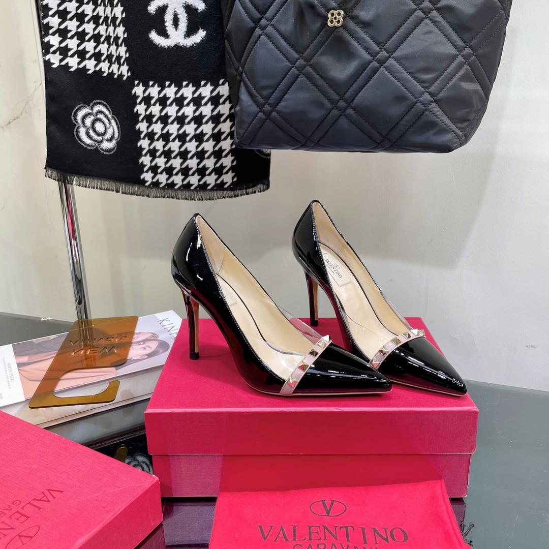 Va1e*ntin0 heels-9m