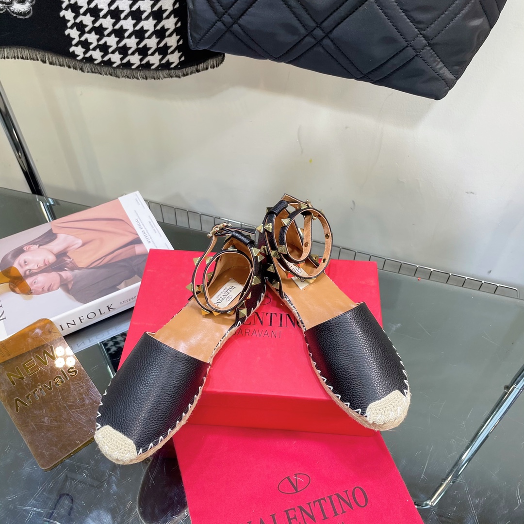 Va1e*ntin0 espadrilles