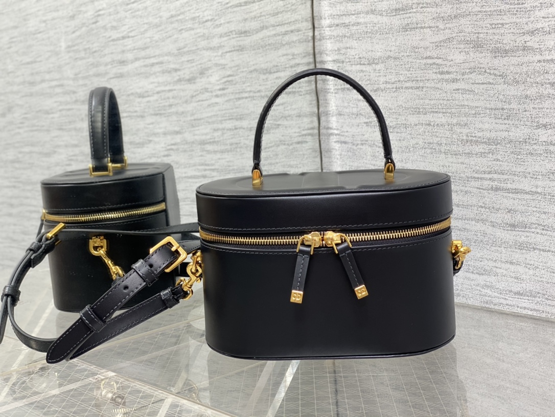 D*or signature vanity bag-24*14*18cm