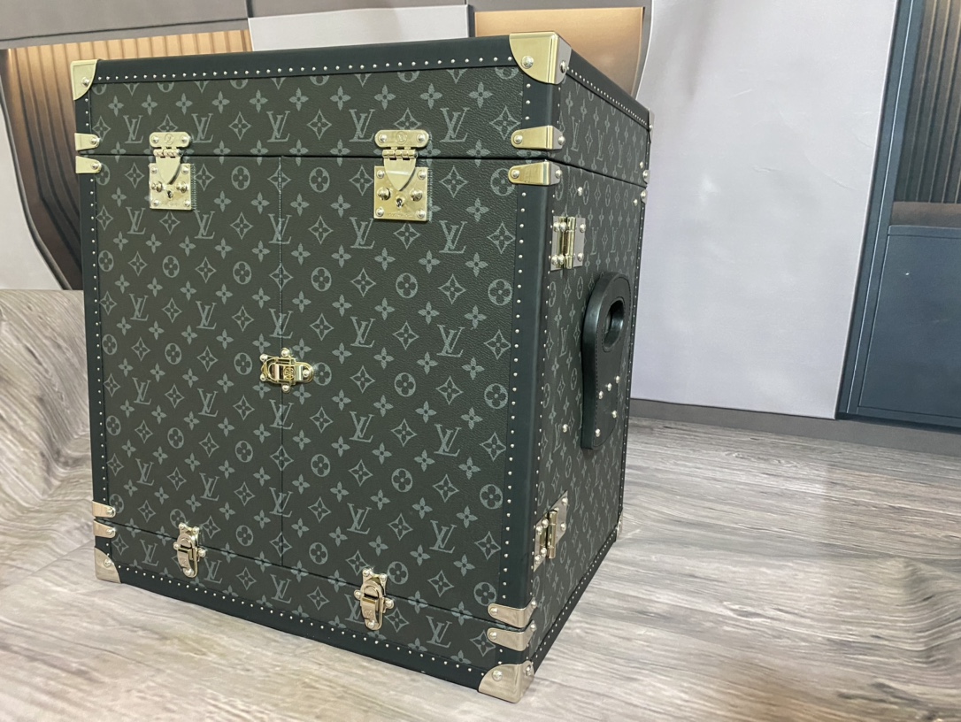 l0*is v*t0n cusT0m order small wine box (black flower + grey)-46*37*50cm