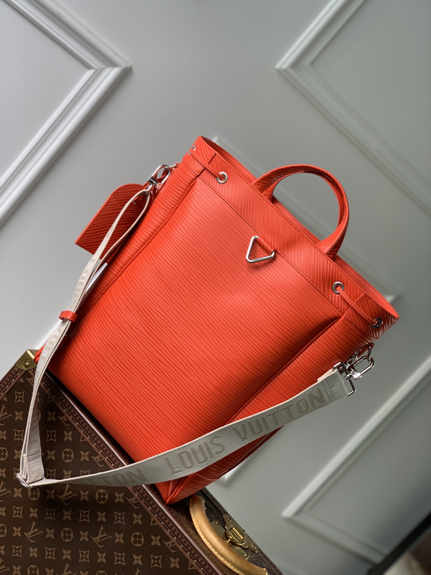 l0*is V*t0n maxi noé sling handbag-34 x 48 x 18cm