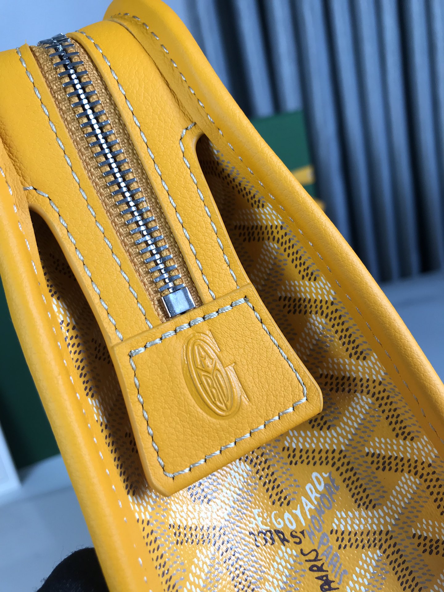 Go*ard toiletry bag-30x23×7.5cm