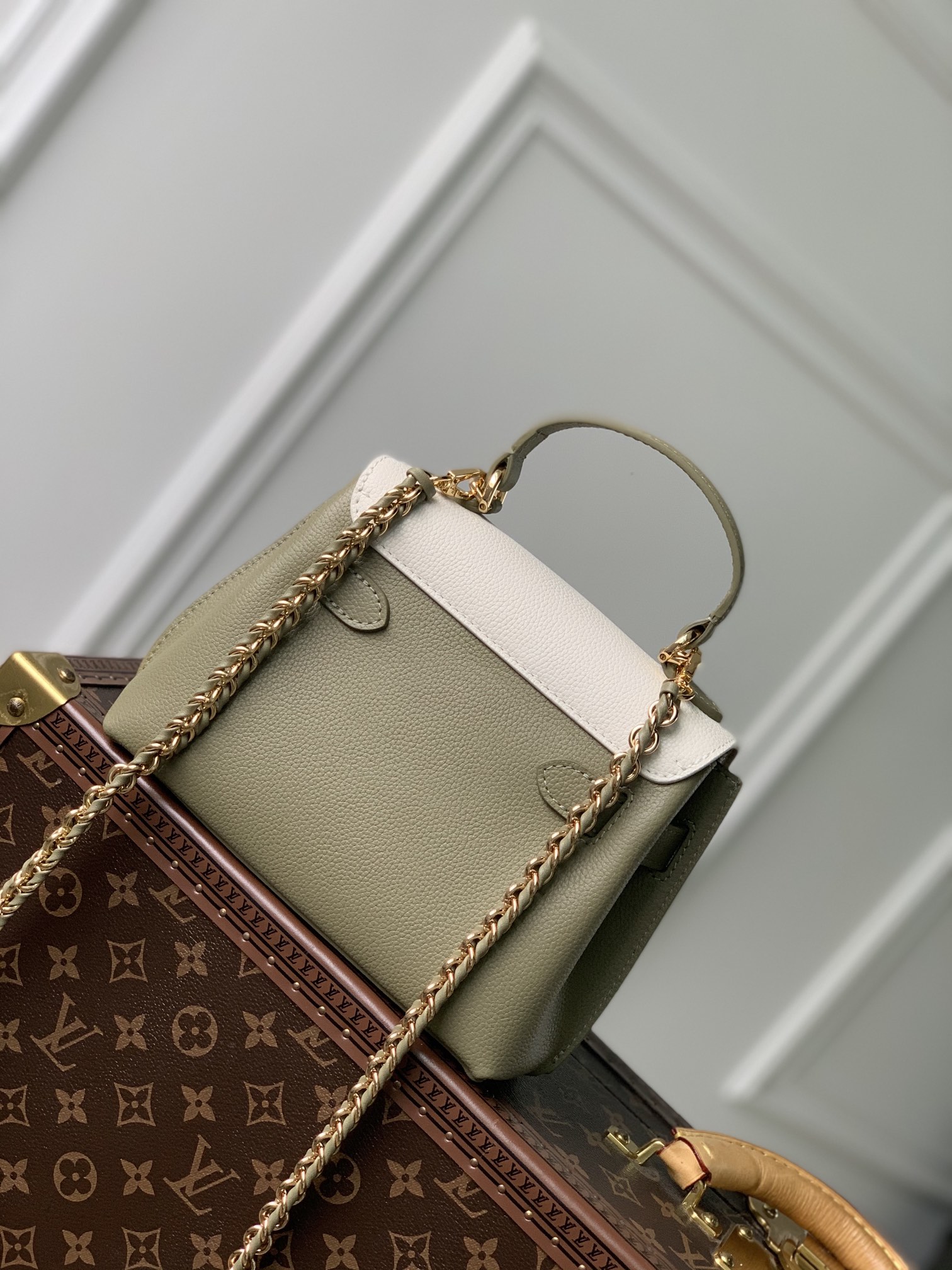 l0*is V*t0n lockme ever 23x17x10cm