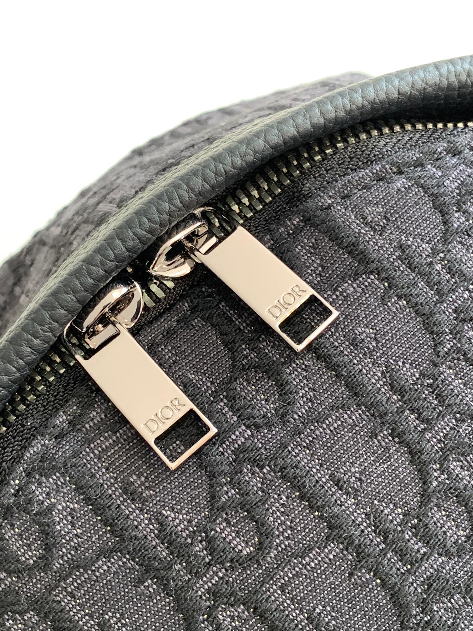 D*ortravel backpack-30 x 42 x 15cm