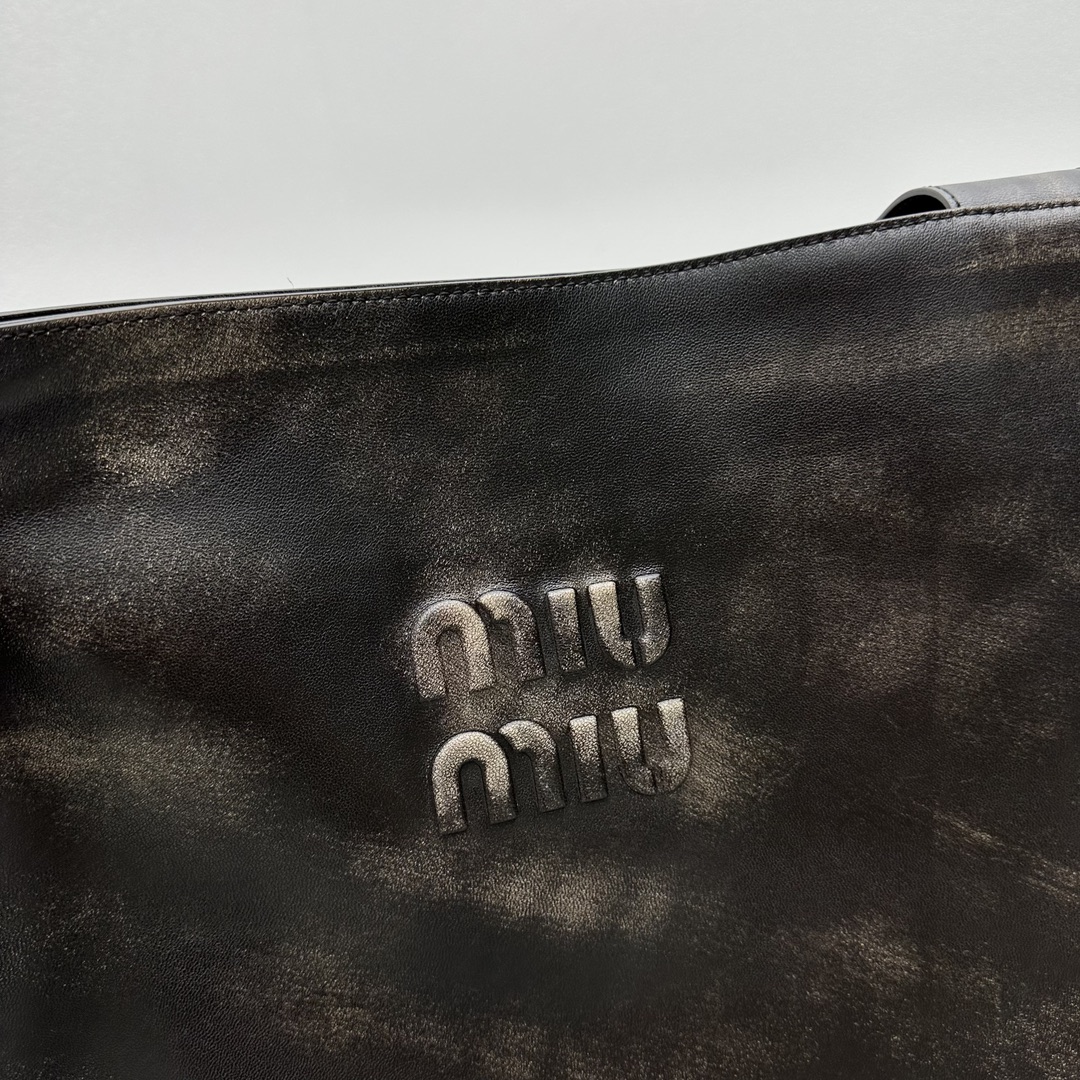M*um*u hobo tote-38.5*11*39cm