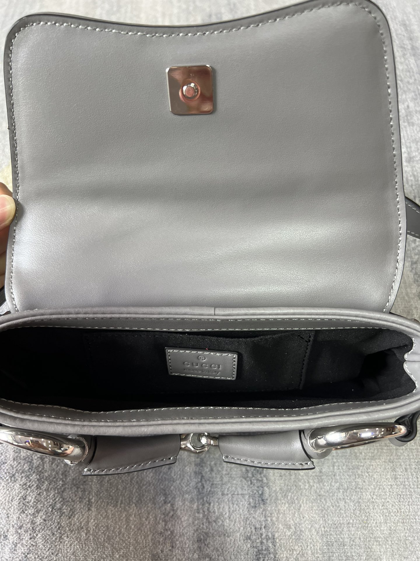 G*u*i horsebit chain 2023-27x11x5cm