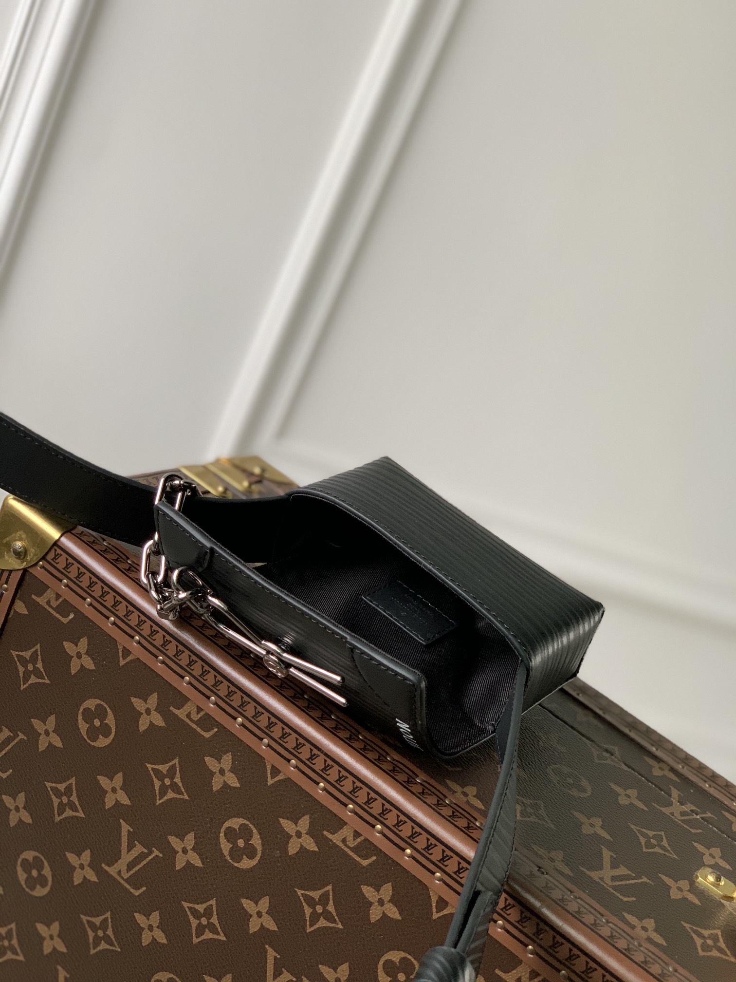 l0*is V*t0n micro steamer bag-13*8*4.5cm