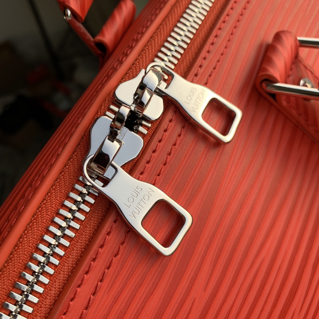 l0*is V*t0n keepall bandouliÈre 50-m21863-50 x 29 x 23cm