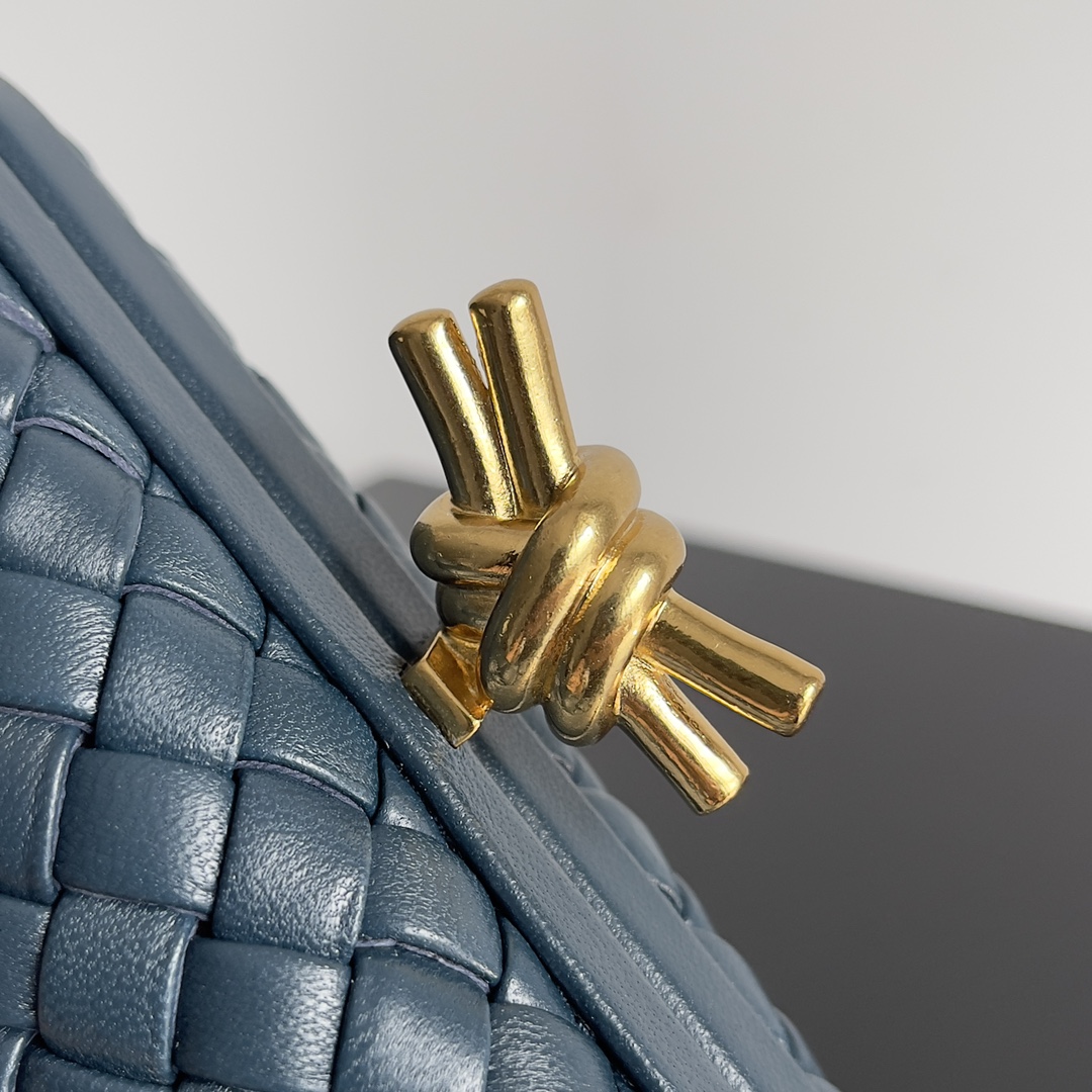 bo*te*ga Ve*ne*ta knot pouch-20.5*6*12.5cm