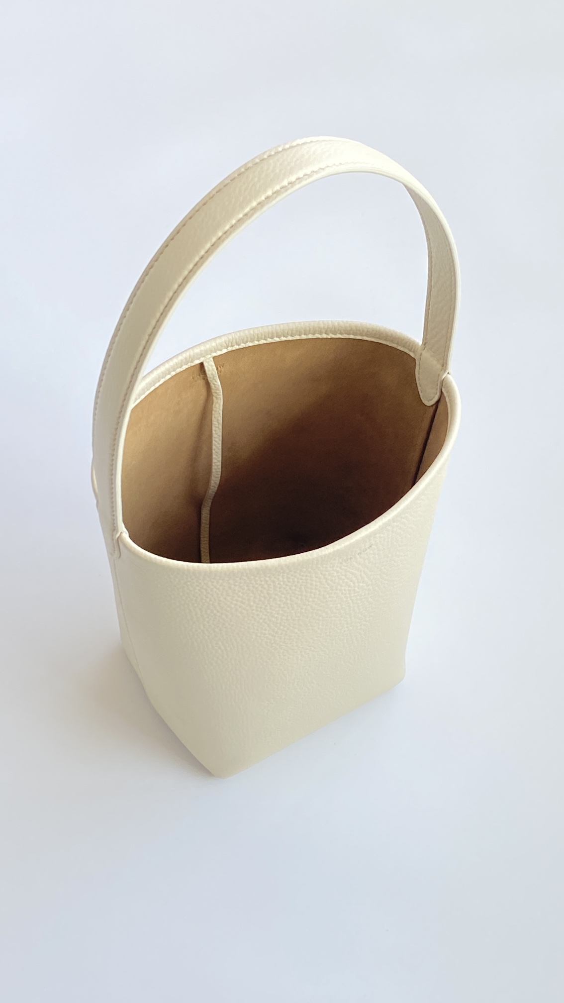 T*e R0w bucket-22*23*13cm