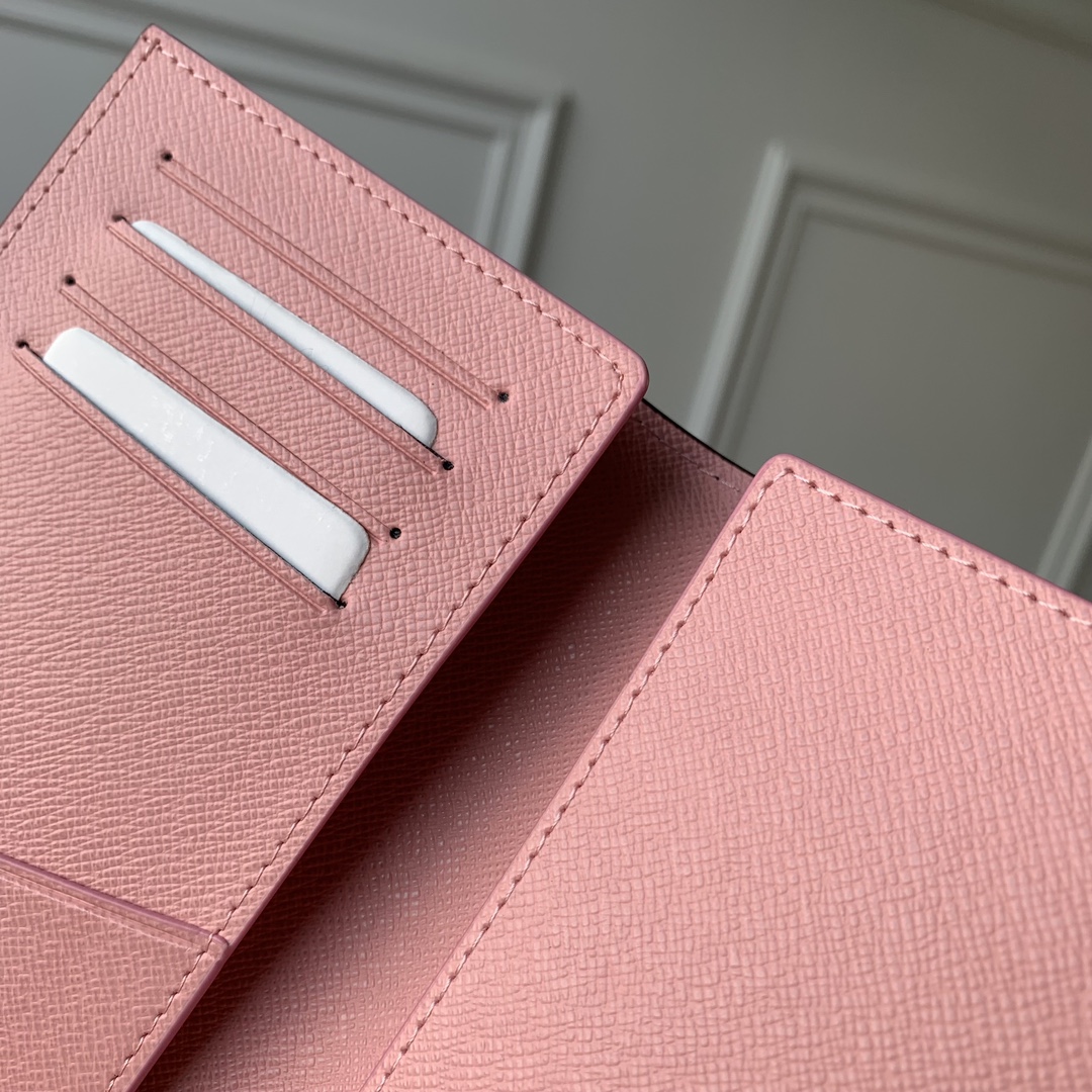 l0*is V*t0n passport card holder-14*10.5cm