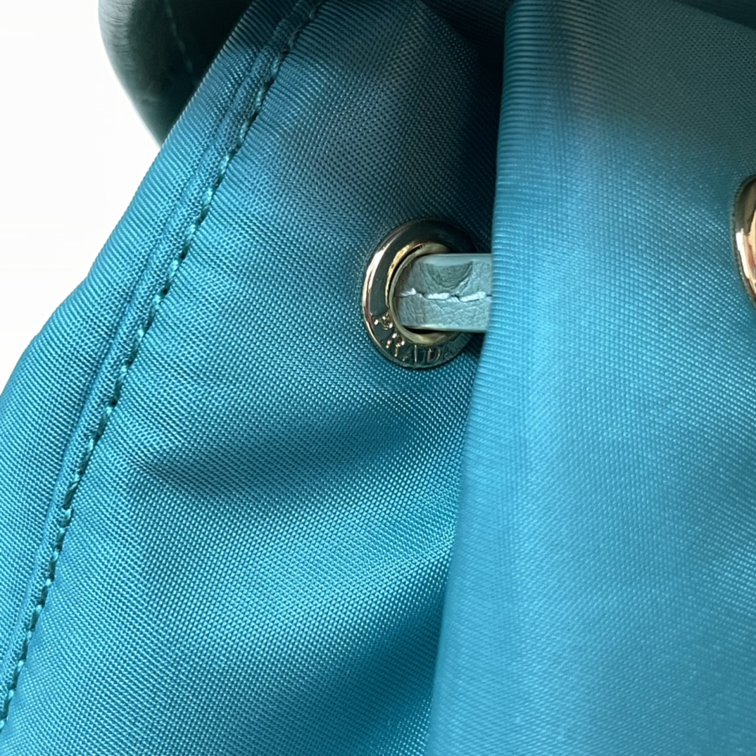 Pra*a backpack 1bz074 -20.5×25×11.5cm