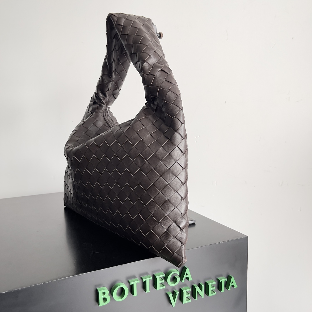 bo*te*ga Ve*ne*ta hop bag-41*20*8cm