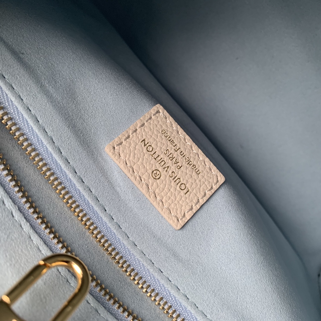 l0*is V*t0n onthego handbag-25*19*11.5 cm