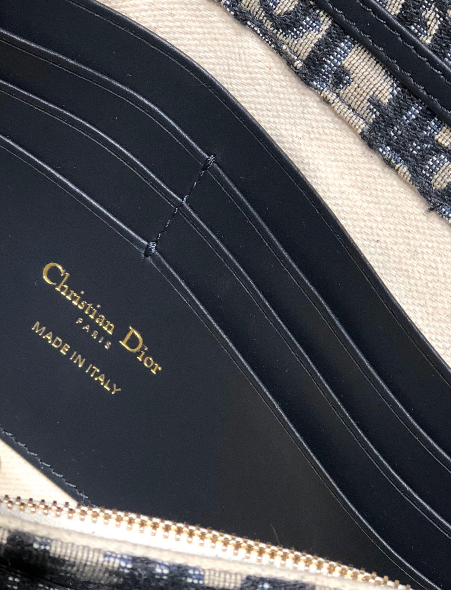 D*or wallet on chain-22cm