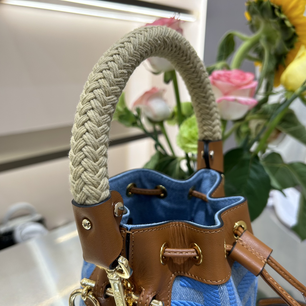 F**di mini mon tresor bag -12x18x10cm