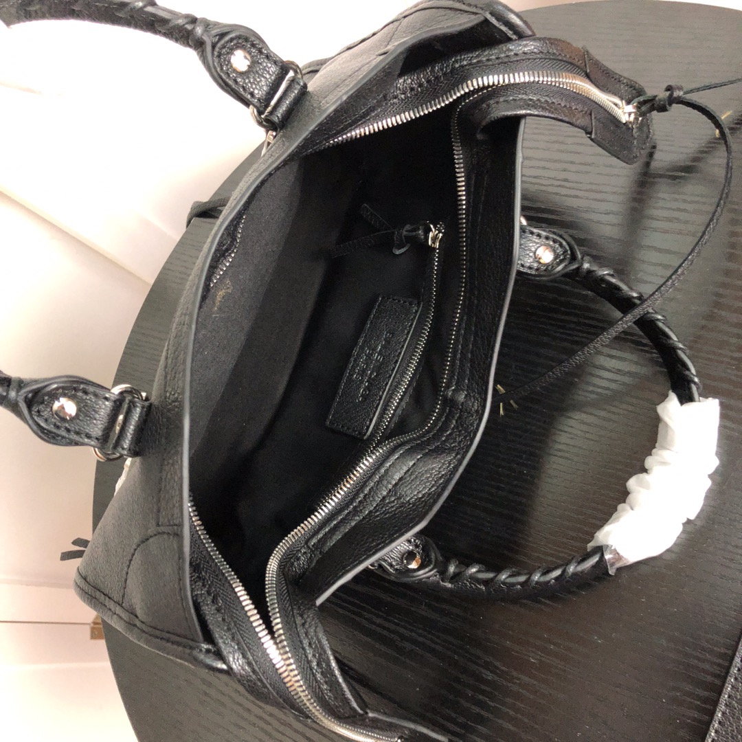 Ba*len*cia*ga graffiti classic city