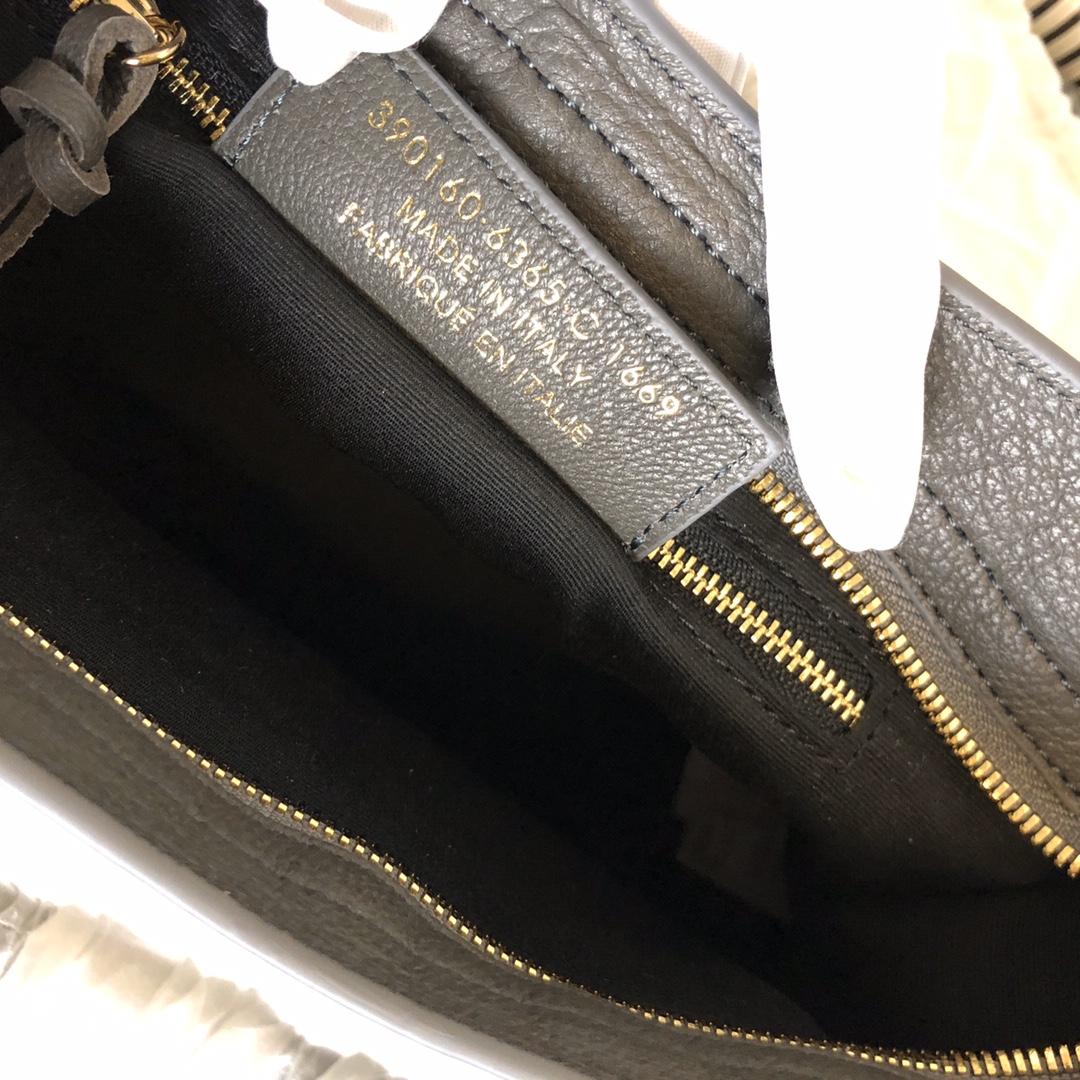 Ba*len*cia*ga graffiti classic city