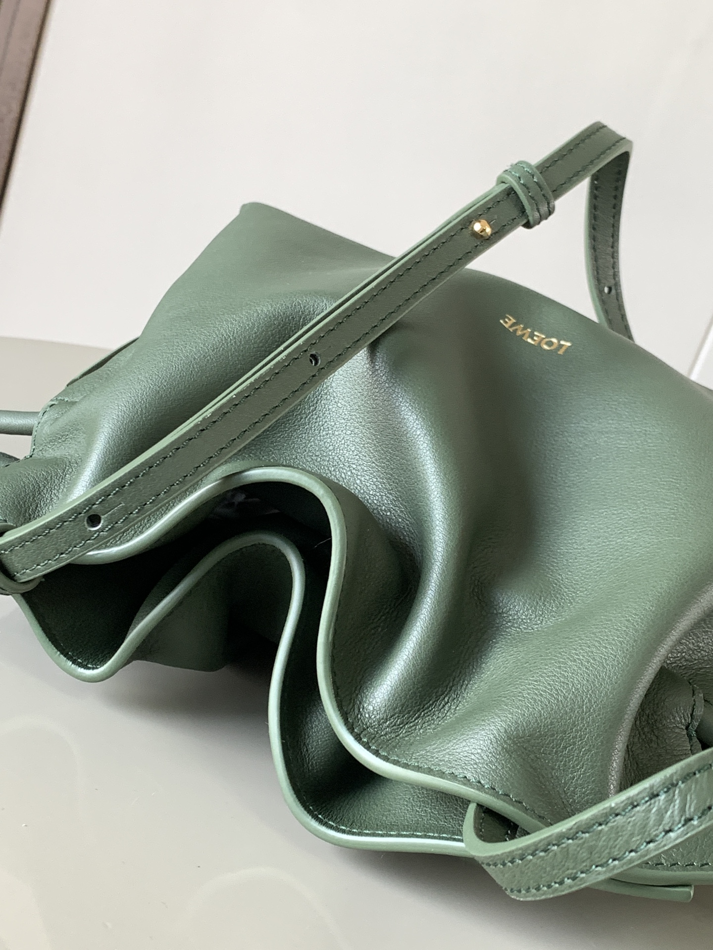 L0ew* flamenco-22.5*18*9cm