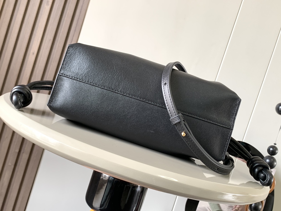 L0ew* flamenco-22.5*18*9cm