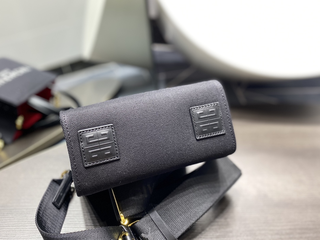 G1uenchy cabas g-tote-19x8x16cm