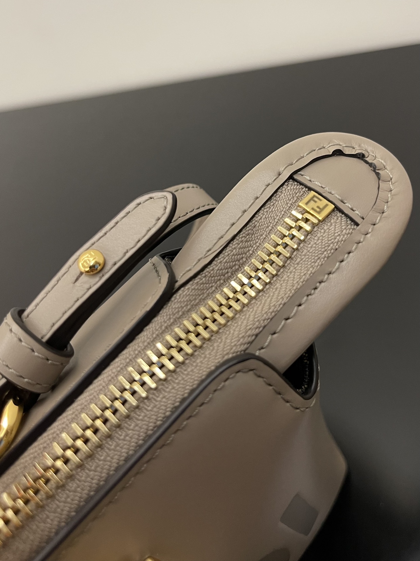 F**di by the way boston-17*8*12cm