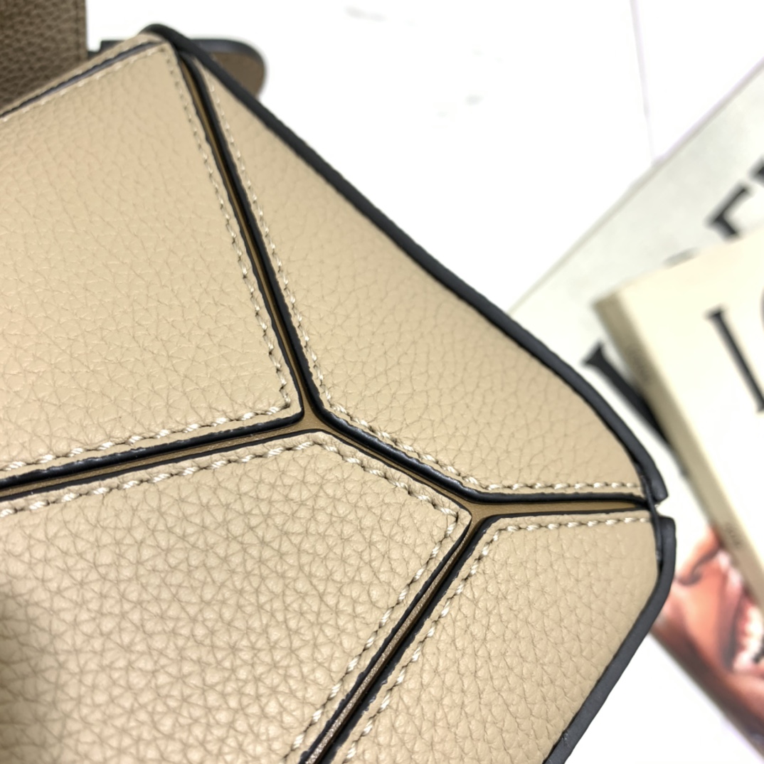 L0ew* puzzle small bag-24*10*14cm