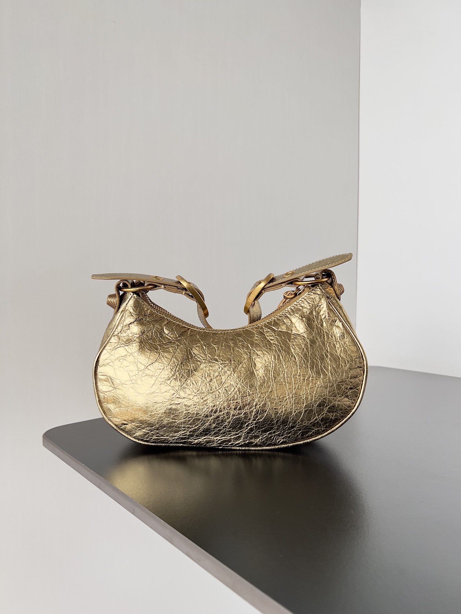 Balenciag Le Cagole Handbags-26x13x18CM