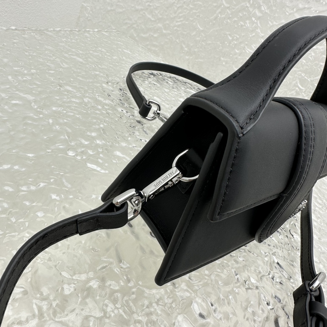 Ja*qvemvs small bamnino bag-18x6x7cm